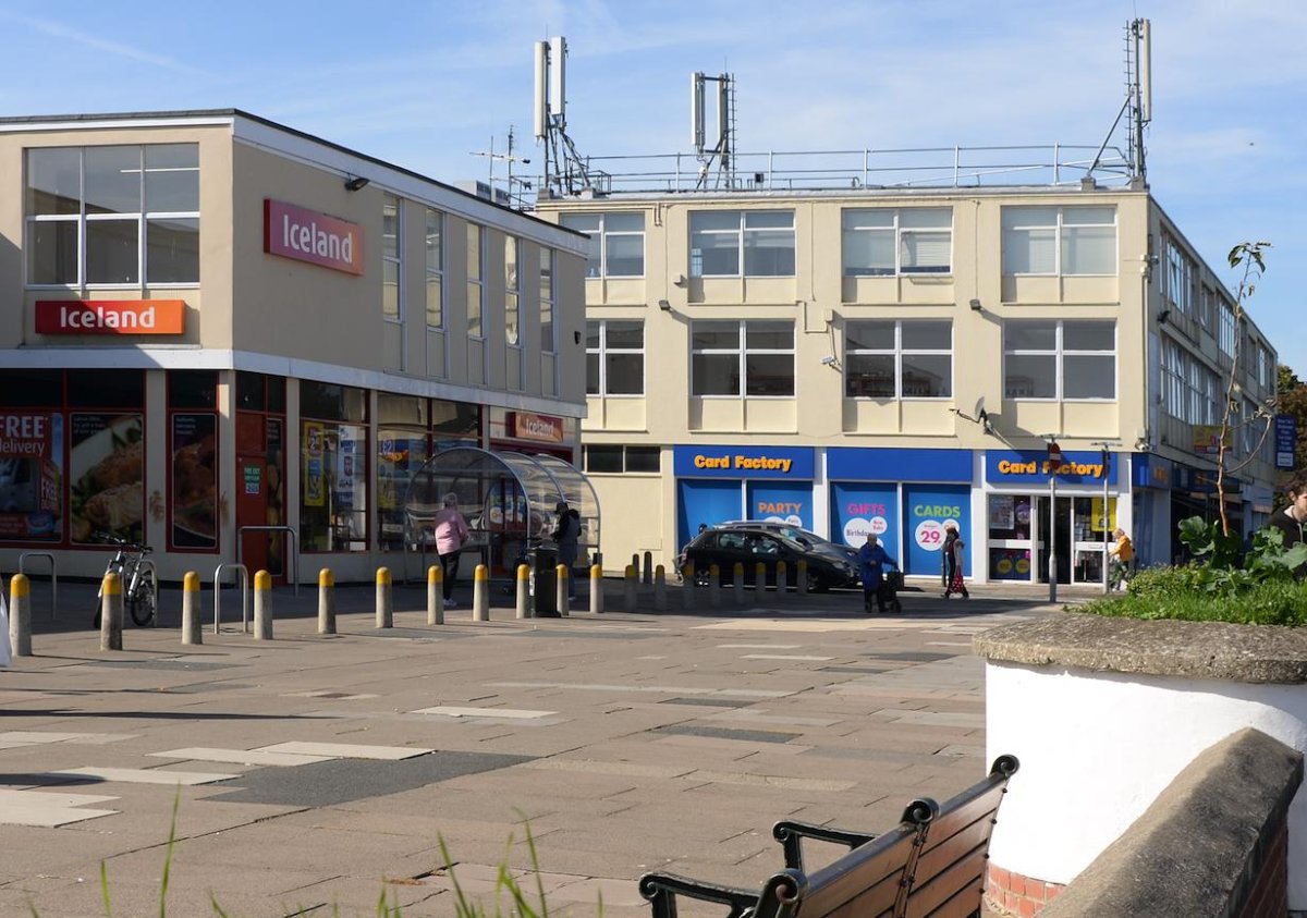 Retail/Shop in Cheltenham - photo 2
