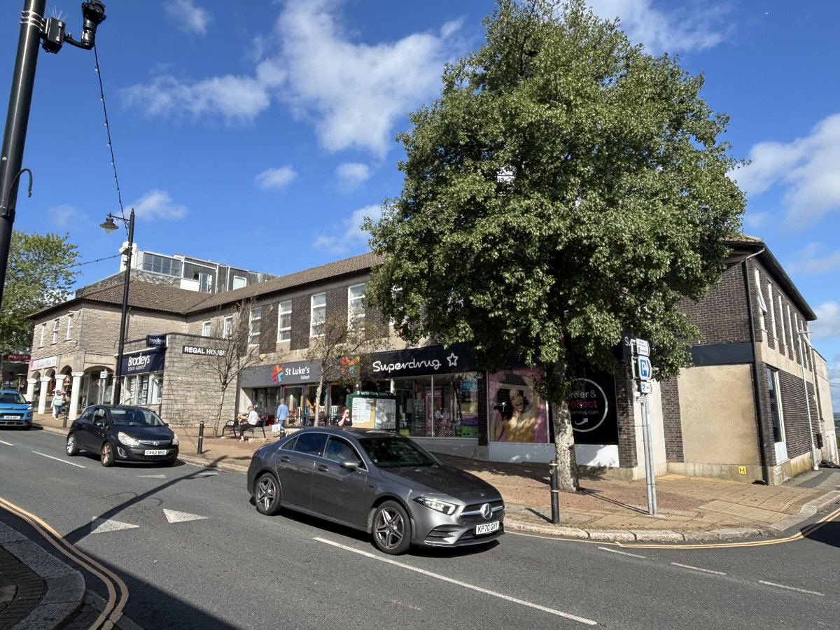 Retail/Shop in Saltash - photo 2