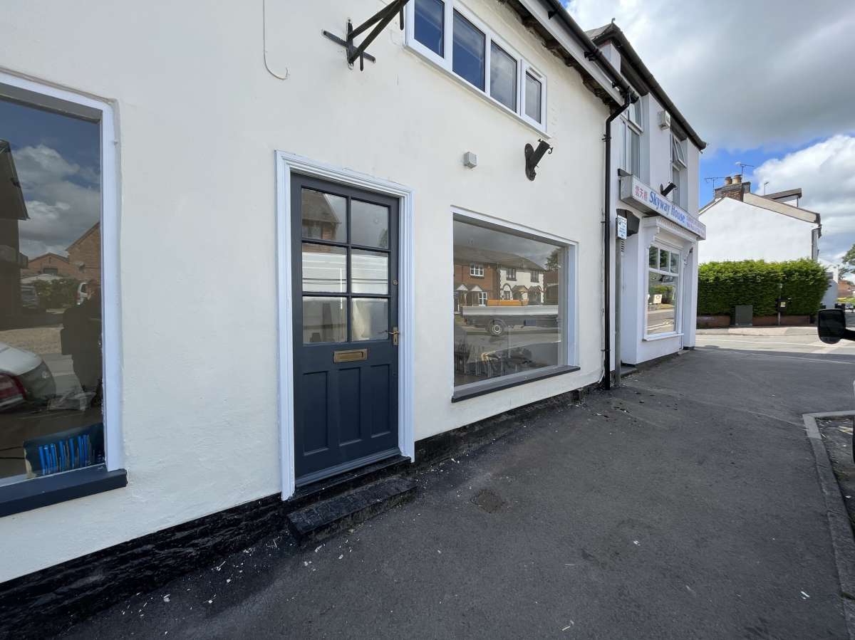 Commercial Units to let Nuneaton Boxpod