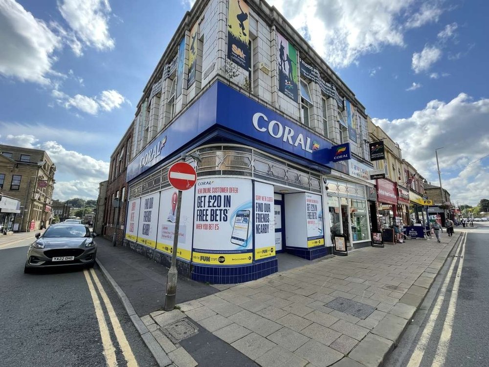 Commercial Units to let Brighouse Boxpod