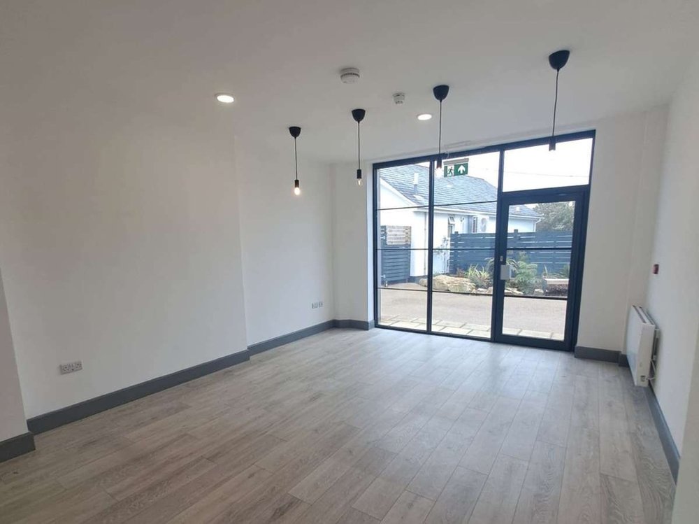 Commercial Units to let Wadebridge Boxpod