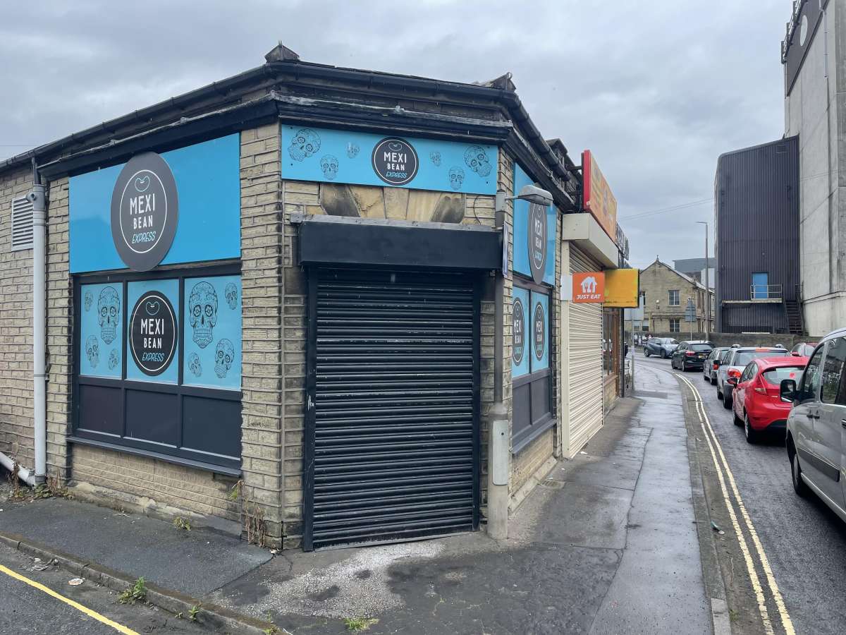 Commercial Units to let Brighouse Boxpod