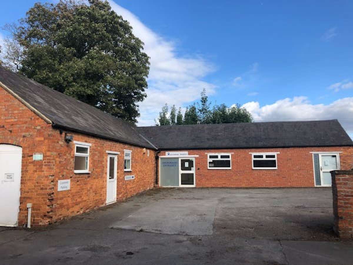 Site for sale with approved exclusive residential planning scheme in Banbury - photo 3